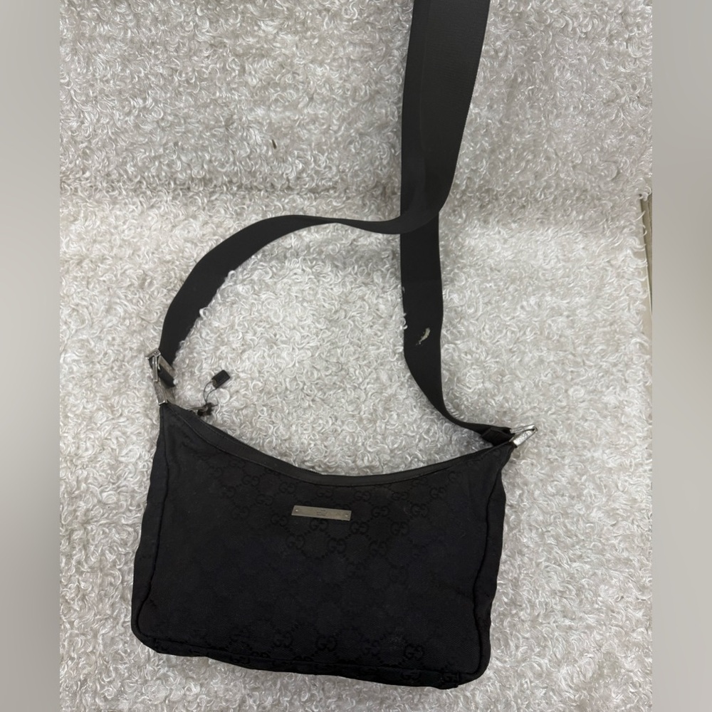 Gucci GG Canvas Crossbody Bag - Picture 10 of 16